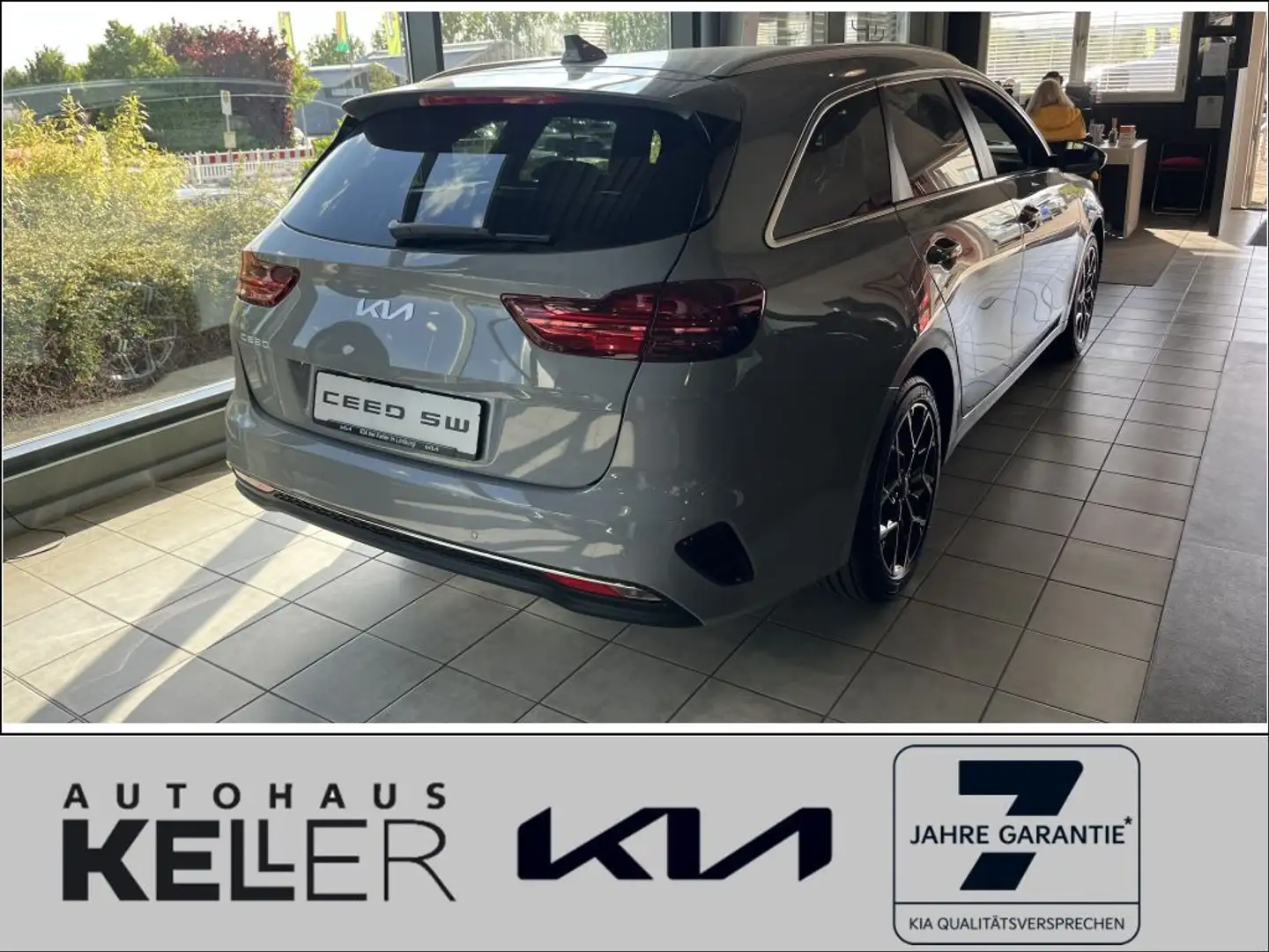 Kia Ceed / cee'd SW 1.0 T-GDI 100 OPF Nightline Edition Grau - 2