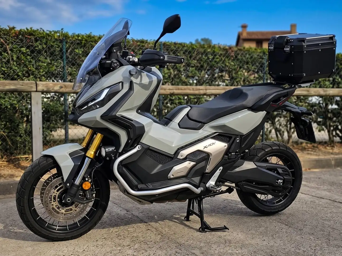 Honda X-ADV 750 2022 Gris - 2