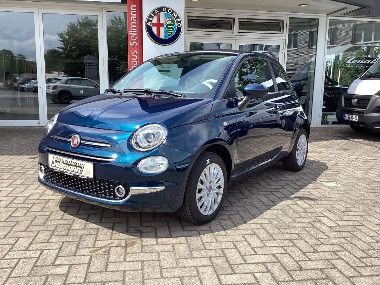 Fiat 500C 500 C 1.0 GSE 52kW Hybrid Klima, Style Paket Blauw - 1