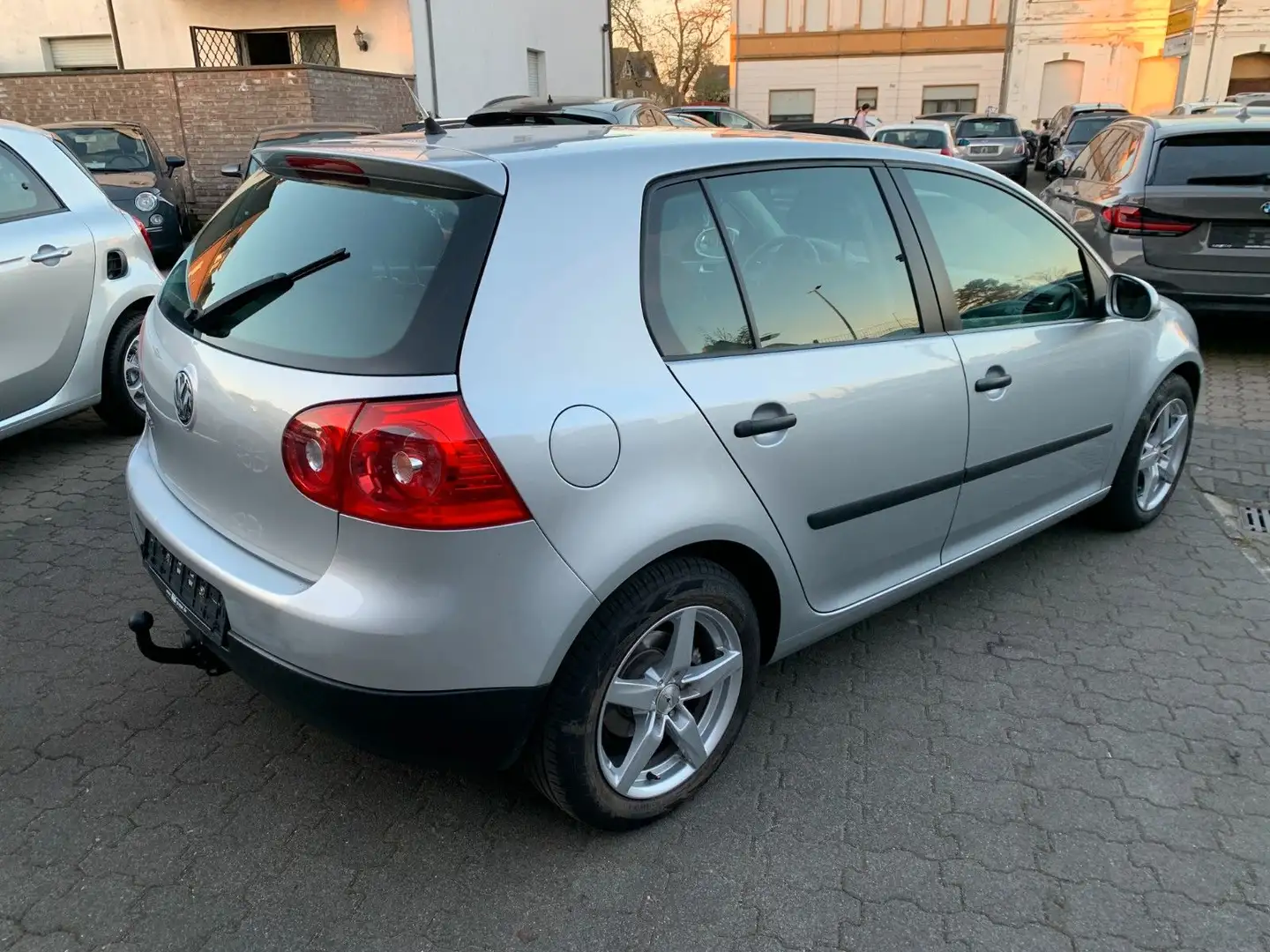 Volkswagen Golf V 1.4 16V Zahnriemen neu Silber - 1