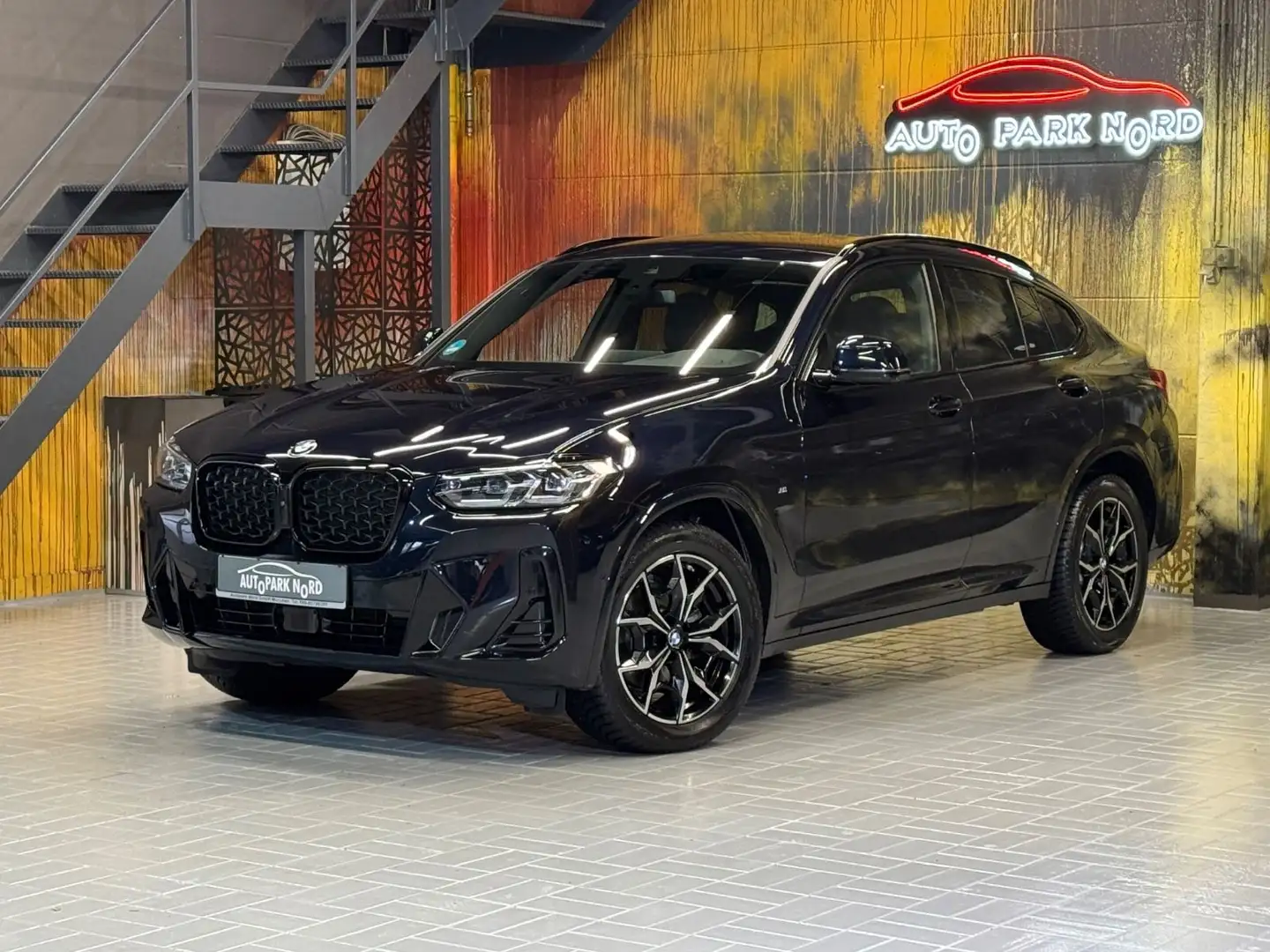 BMW X4 xDrive 20i M Sport~KAMERA 360~LED~LEDER~ACC Schwarz - 1