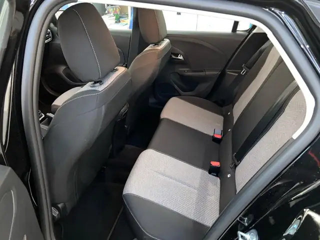 Opel Corsa view 10