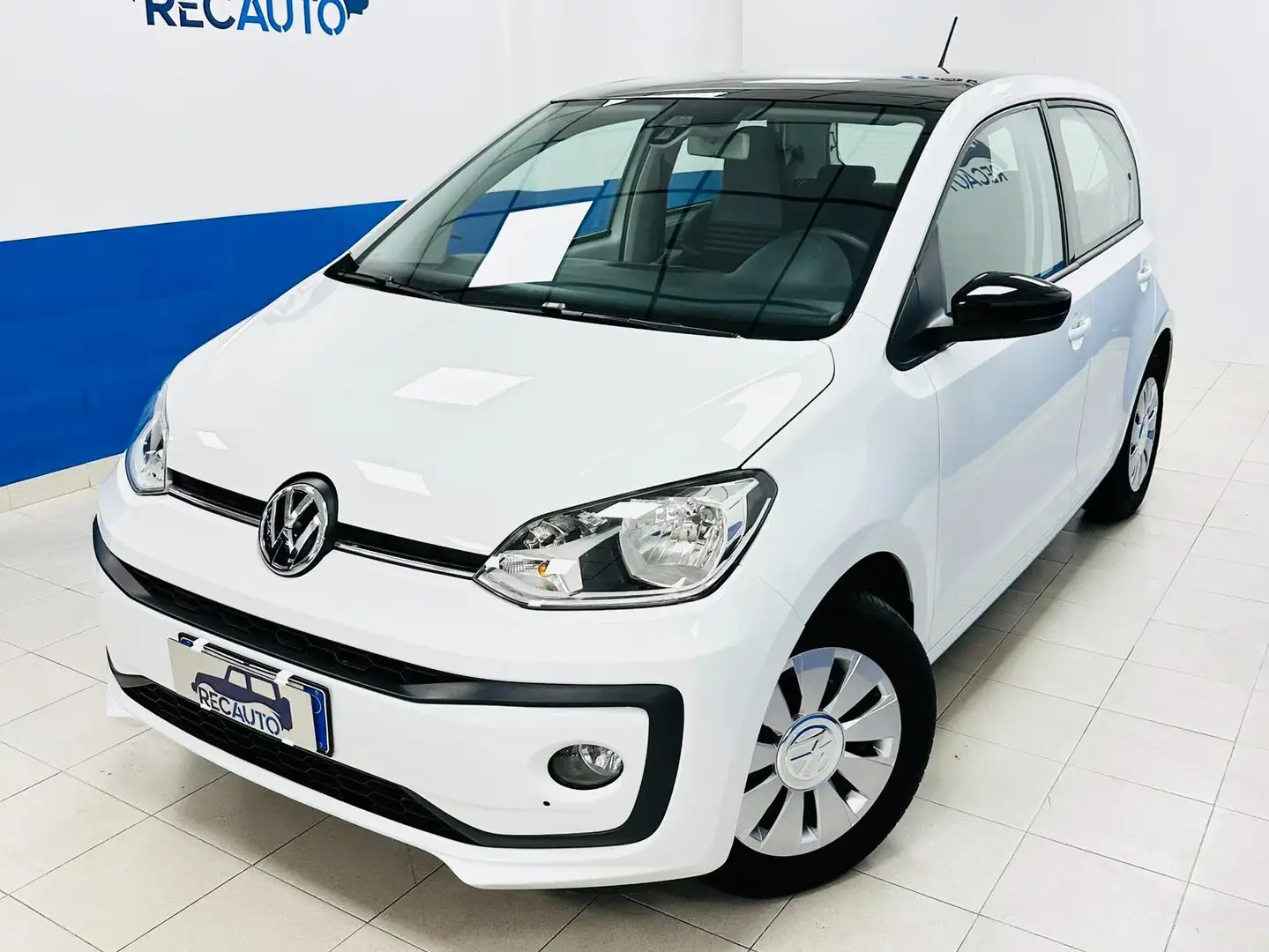 Volkswagen up! up! 5p 2017 5p 1.0 Move 60cv Blanc - 1
