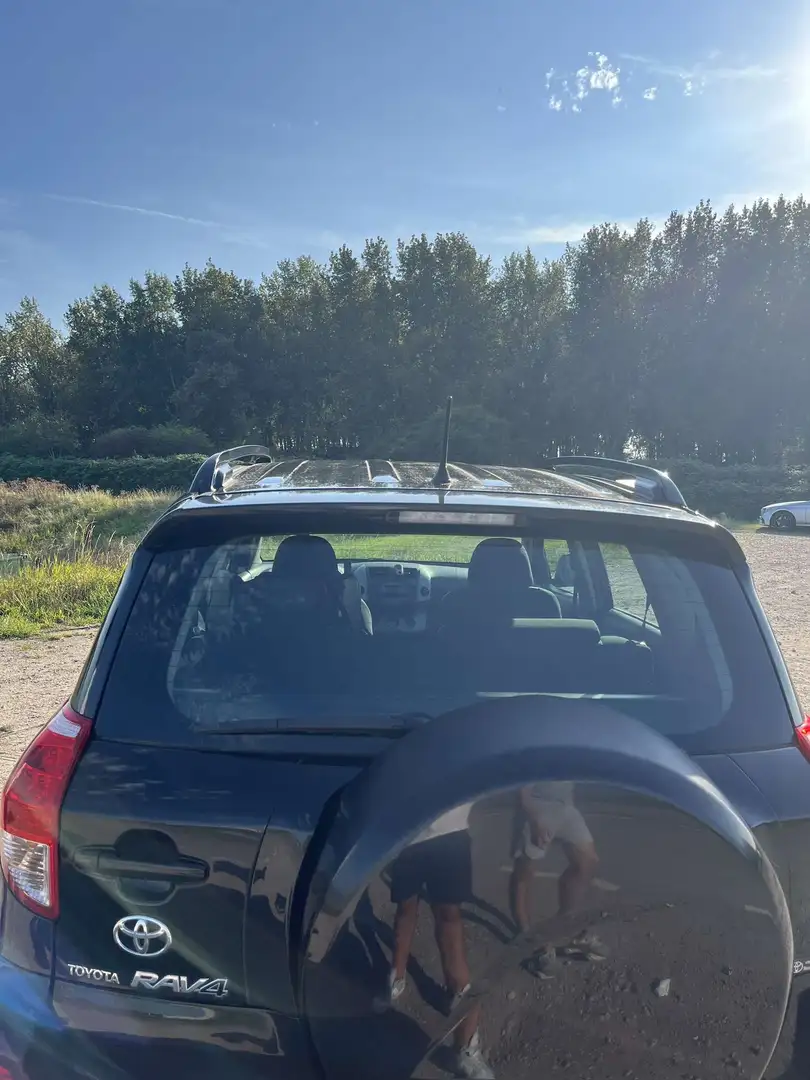 Toyota RAV 4 2.0 VVTi Linea Sol Fekete - 2