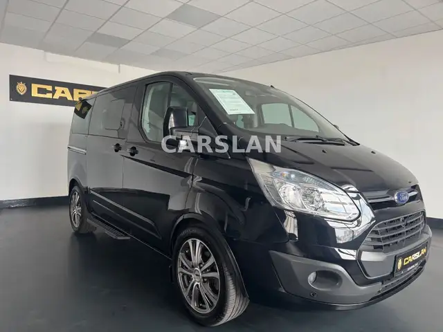 Ford Tourneo Custom view 5