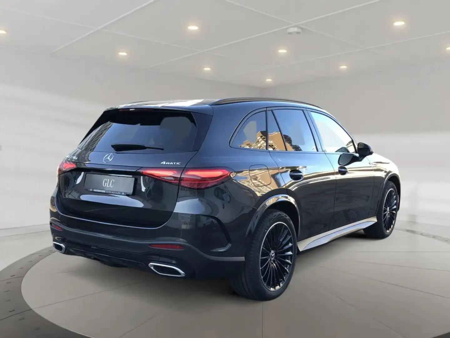Mercedes-Benz GLC 220 d 4MATIC +MBUX+AMG+Pano+AHK+DigitalLight Grijs - 2