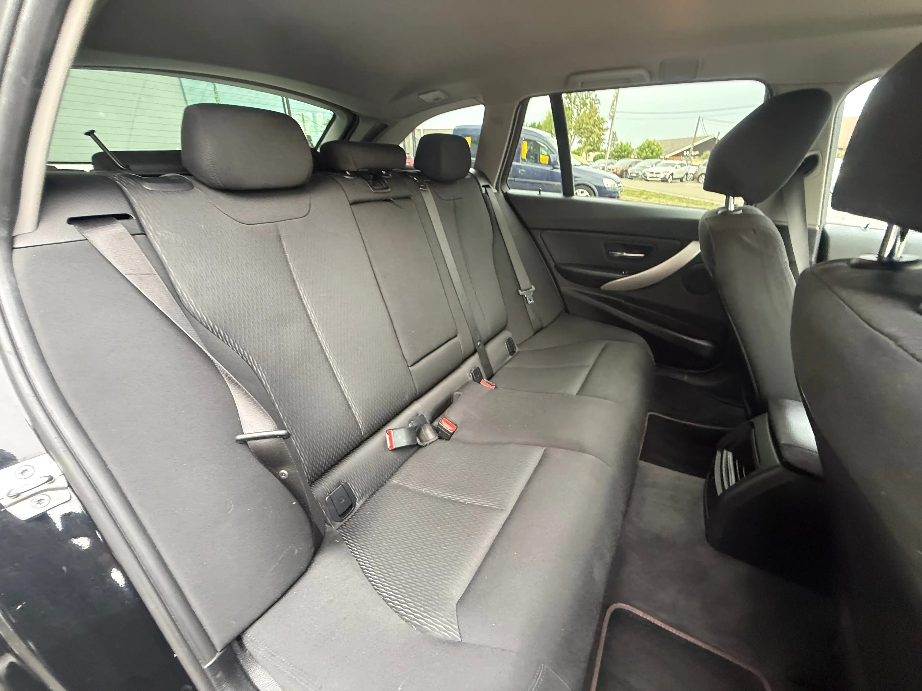 BMW 316 Touring 316dA BOÎTE AUTO,CRUISE,CLIM,RADARS,GPS… — photo 8