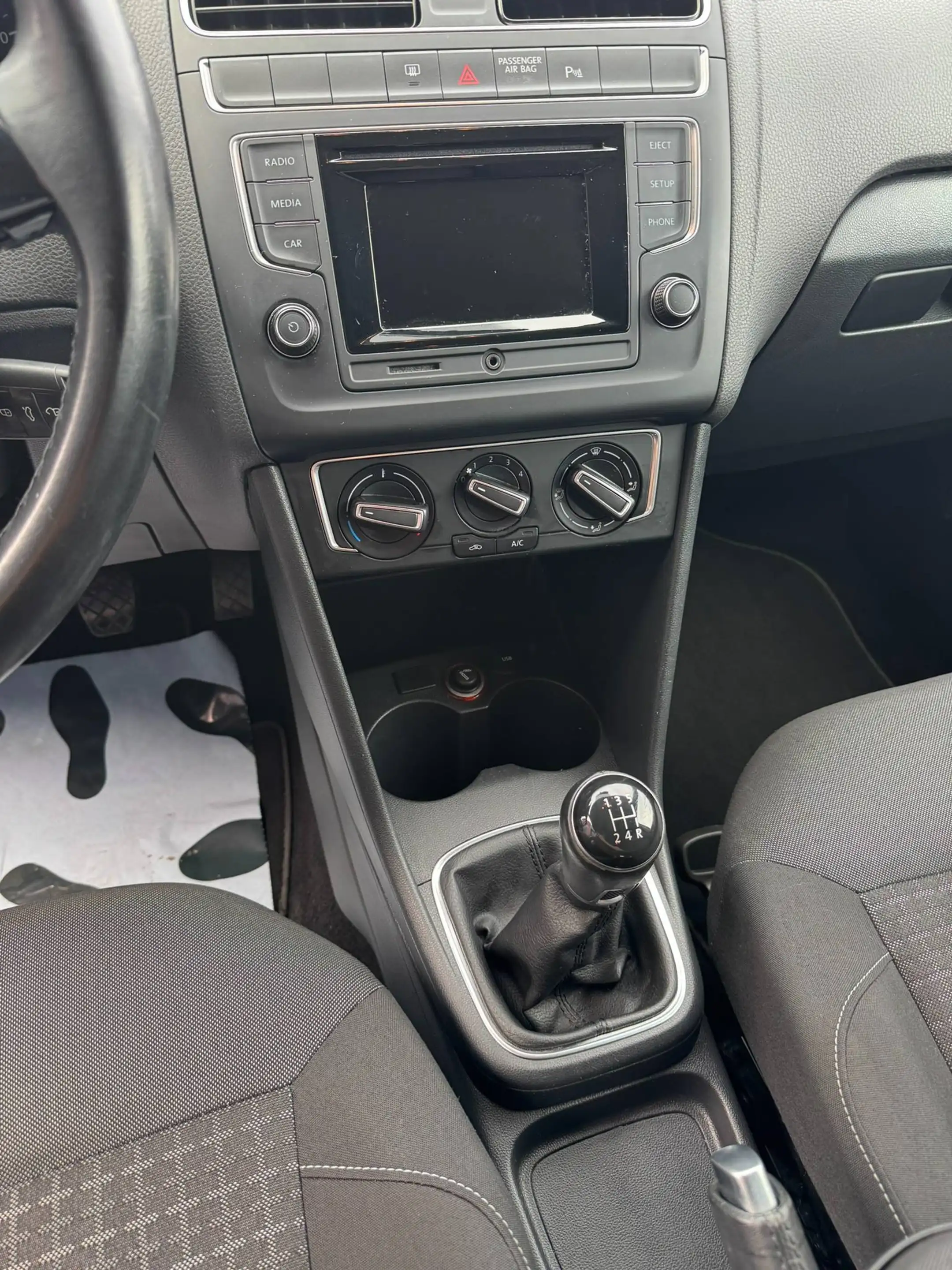 Volkswagen Polo Polo 1.0i Comfortline BMT — photo 14