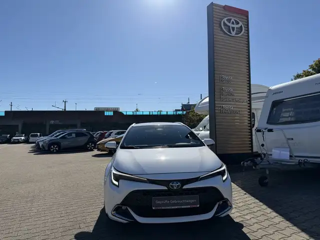 Toyota Corolla Touring Sports  Hybrid Team D