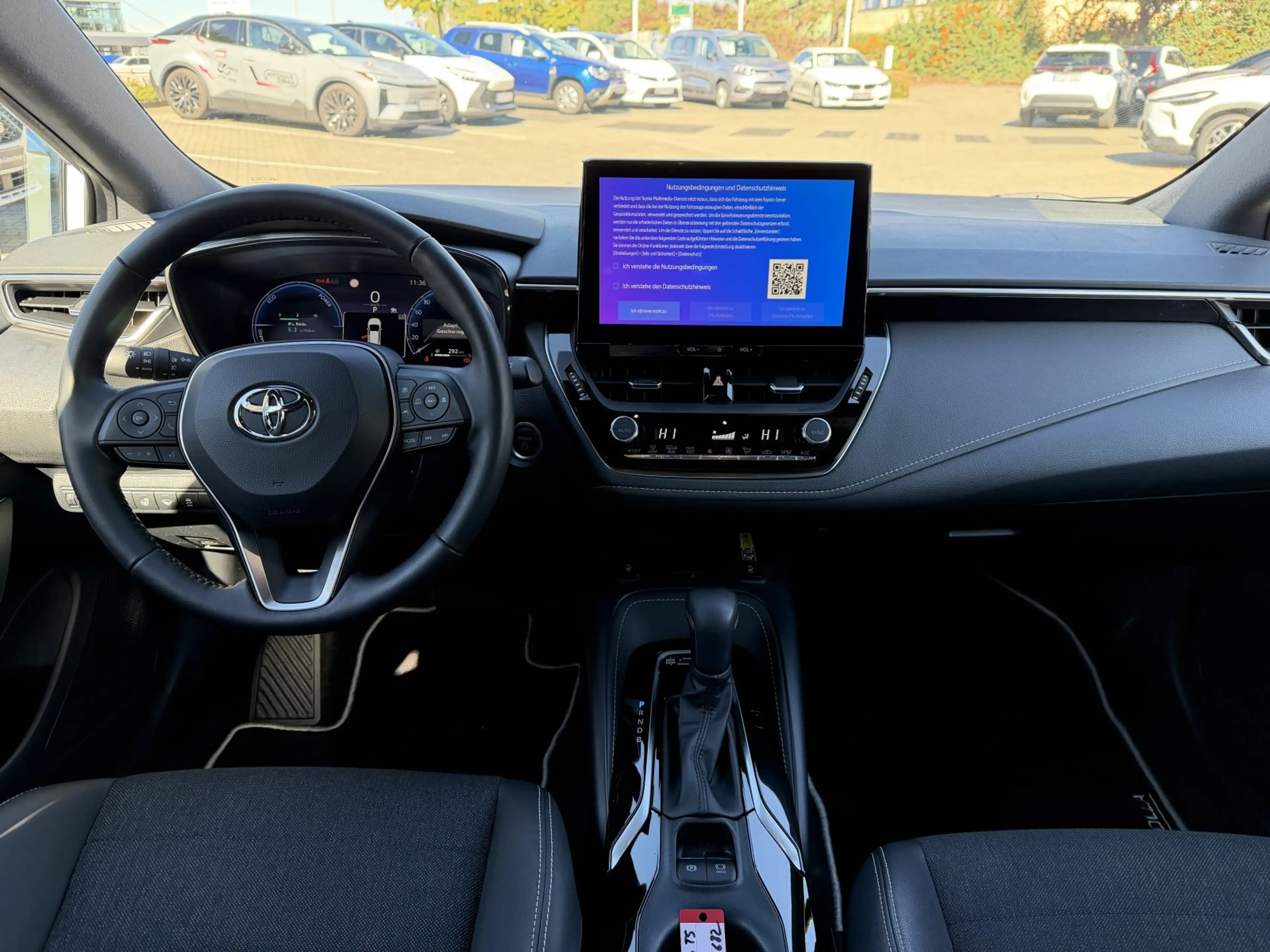 Toyota Corolla Touring Sports Hybrid Team D — photo 8