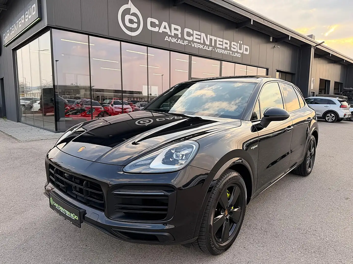 Porsche Cayenne III E-Hybrid PHEV 17,9 kWh Aut. Schwarz - 1