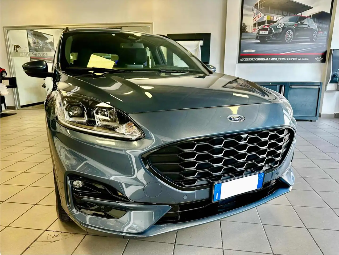 Ford Kuga 2.0 EcoBlue Hybrid 150 CV 2WD ST-Line Albastru - 2