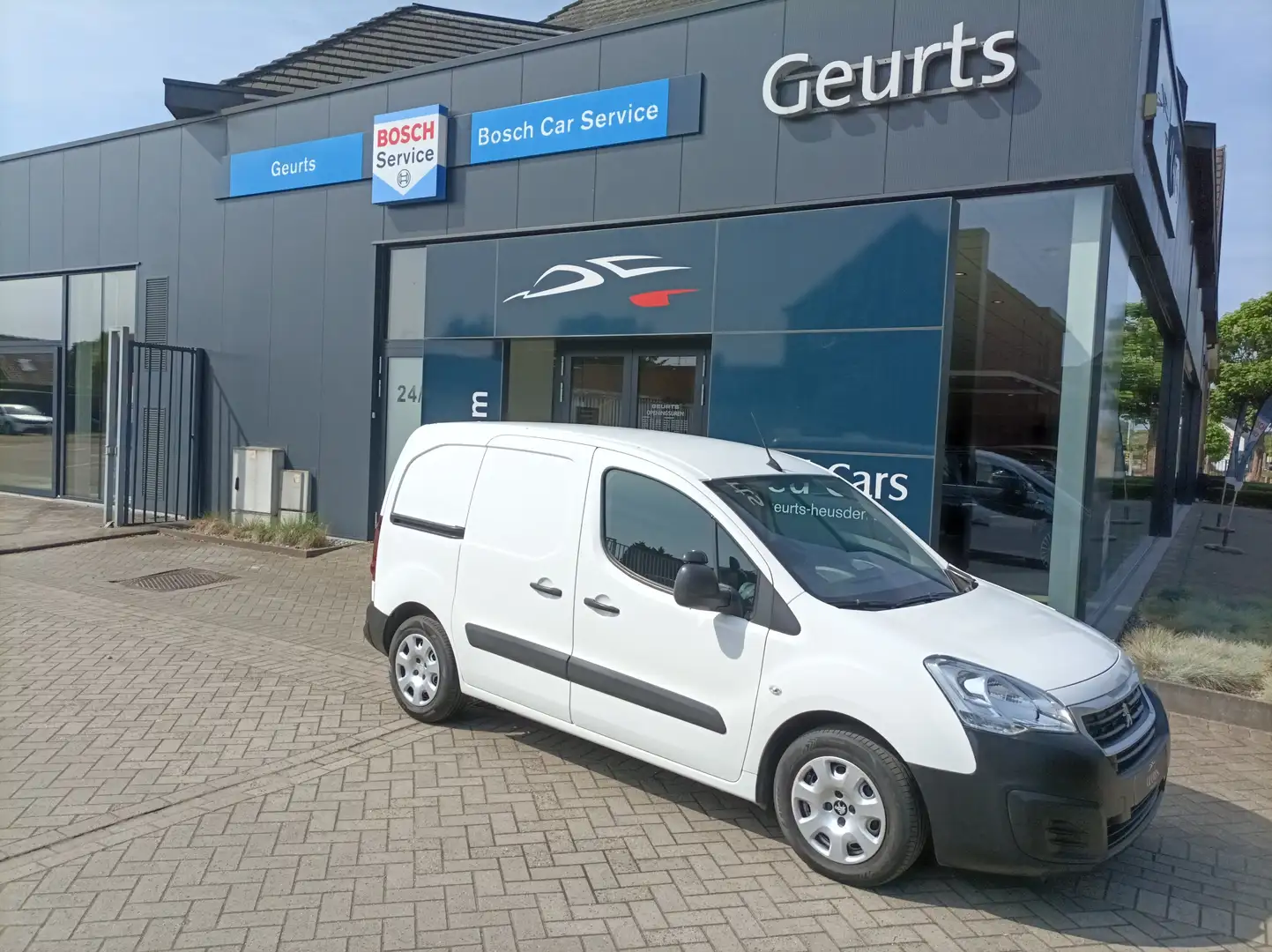 Peugeot Partner Lichte Vracht 3 plaatser 1.6 Hdi Automaat Blanco - 1