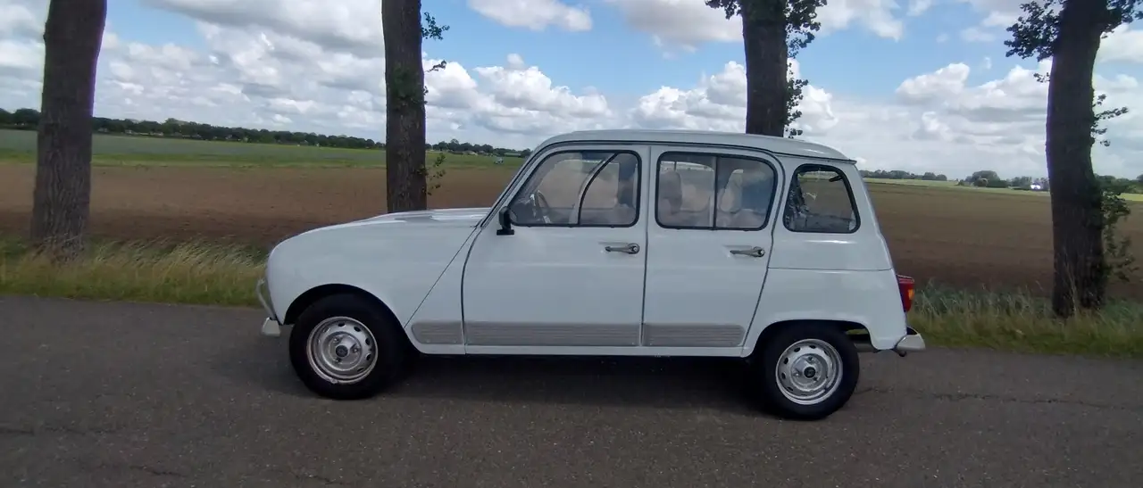 Renault R 4 GTL, foto 2