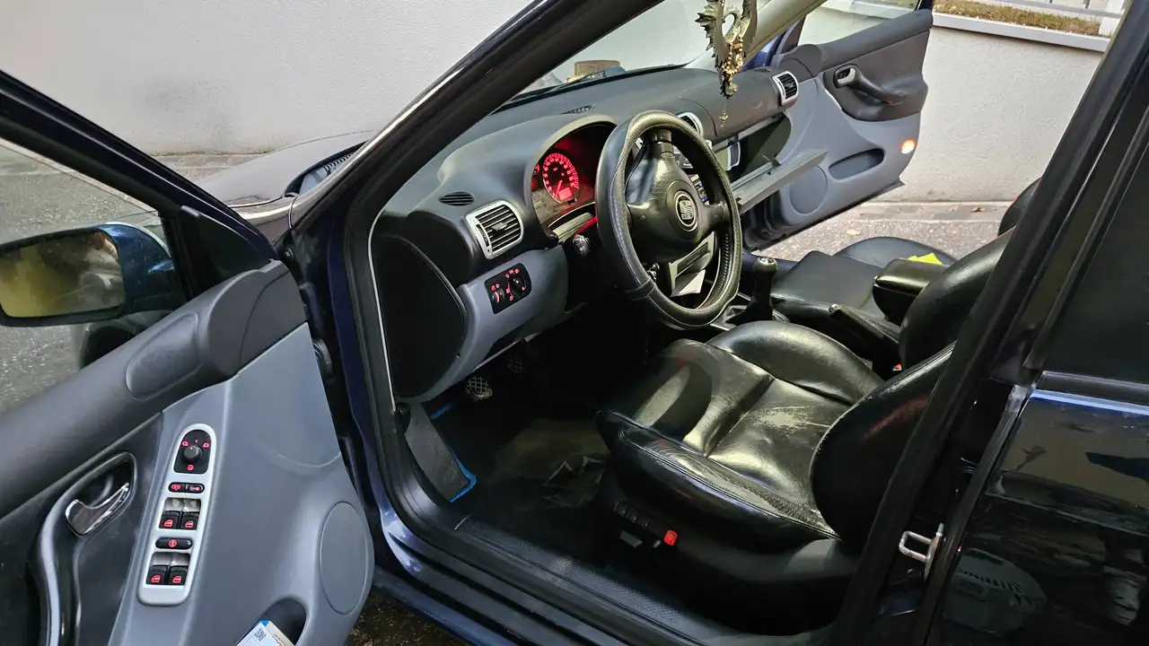 SEAT Toledo 1,9 Magnus TDi, foto 3