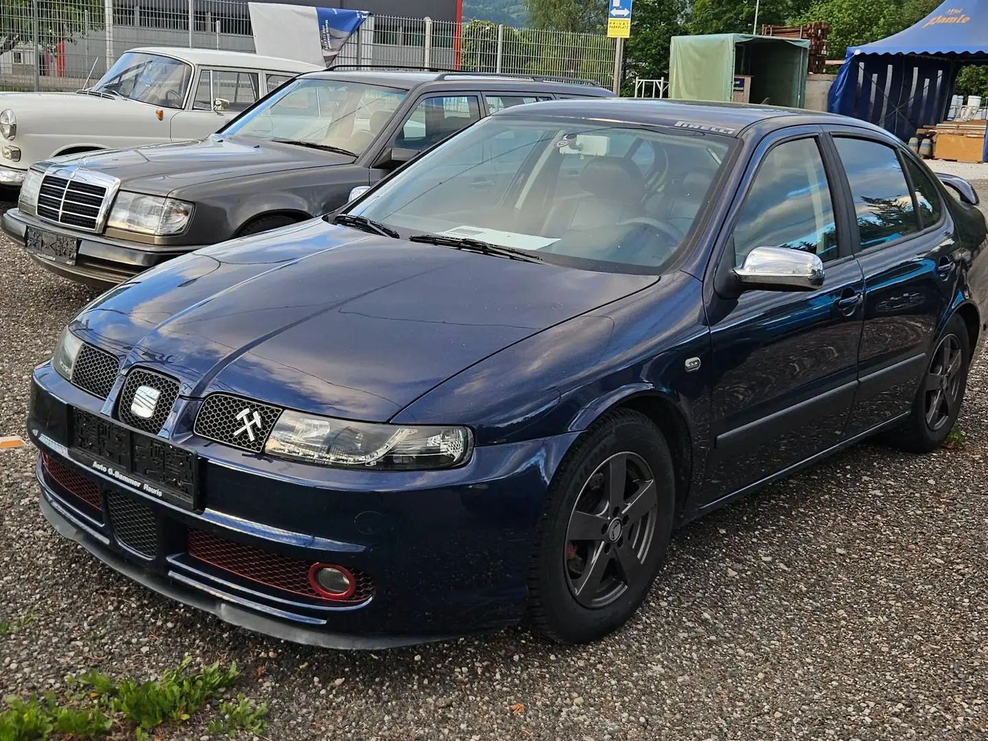 SEAT Toledo Toledo 1,9 Magnus TDi Blau - 1