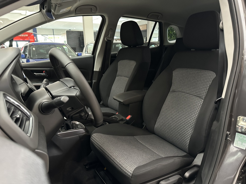 Suzuki S-Cross 1.4 Boosterjet.Select Hybrid [ CAMERA I ADAPTIEVE — photo 4