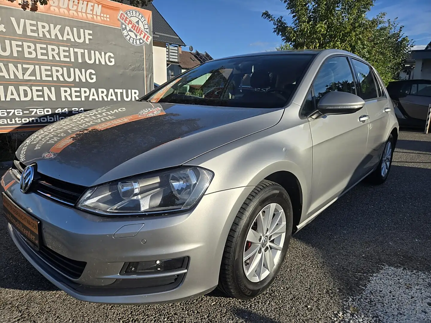 Volkswagen Golf Highline 1,6 BMT TDI DPF Silber - 1