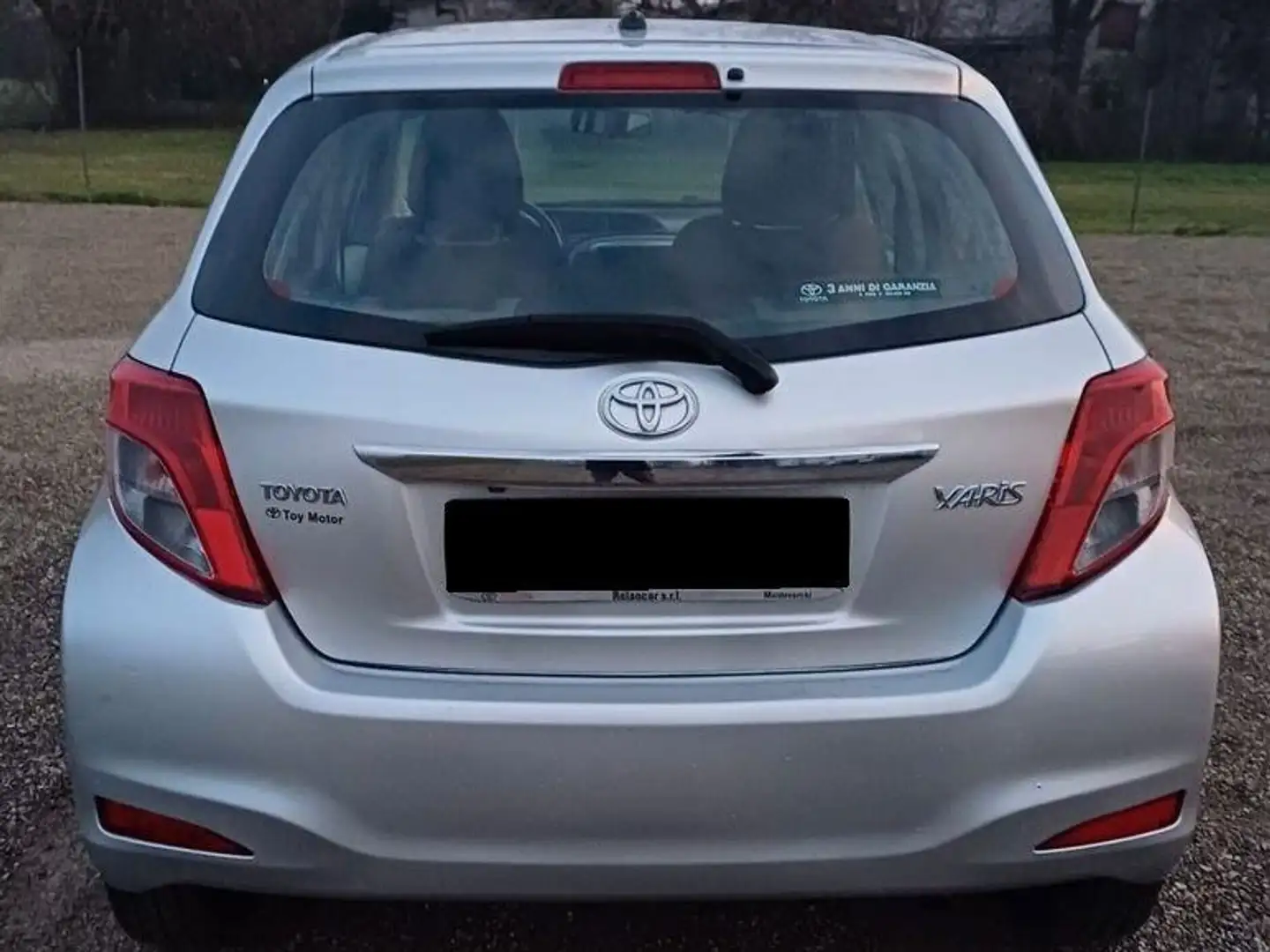 Toyota Yaris Yaris 1.33 VVT-i Life Gris - 2