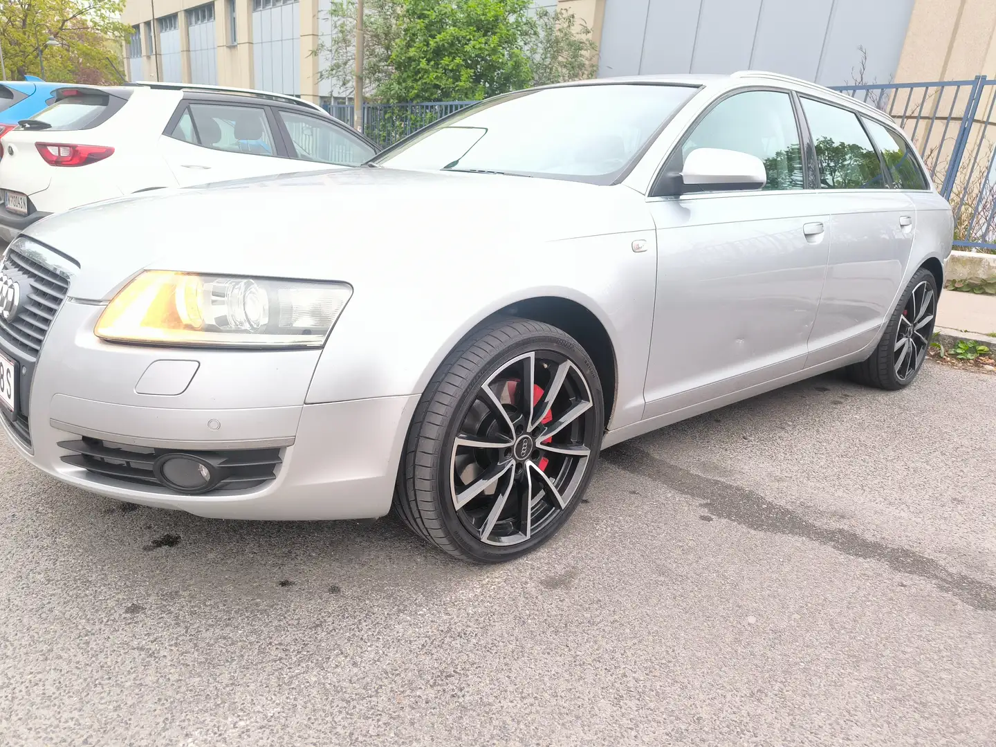Audi A6 Kombi Silber - 1