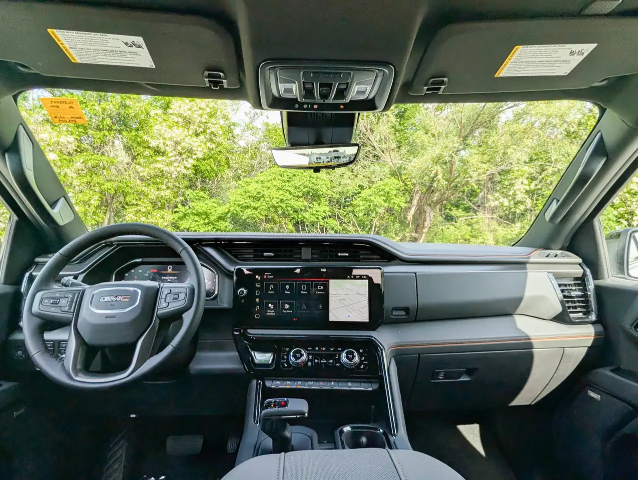 GMC Sierra 1500 photo GMC Sierra 1500