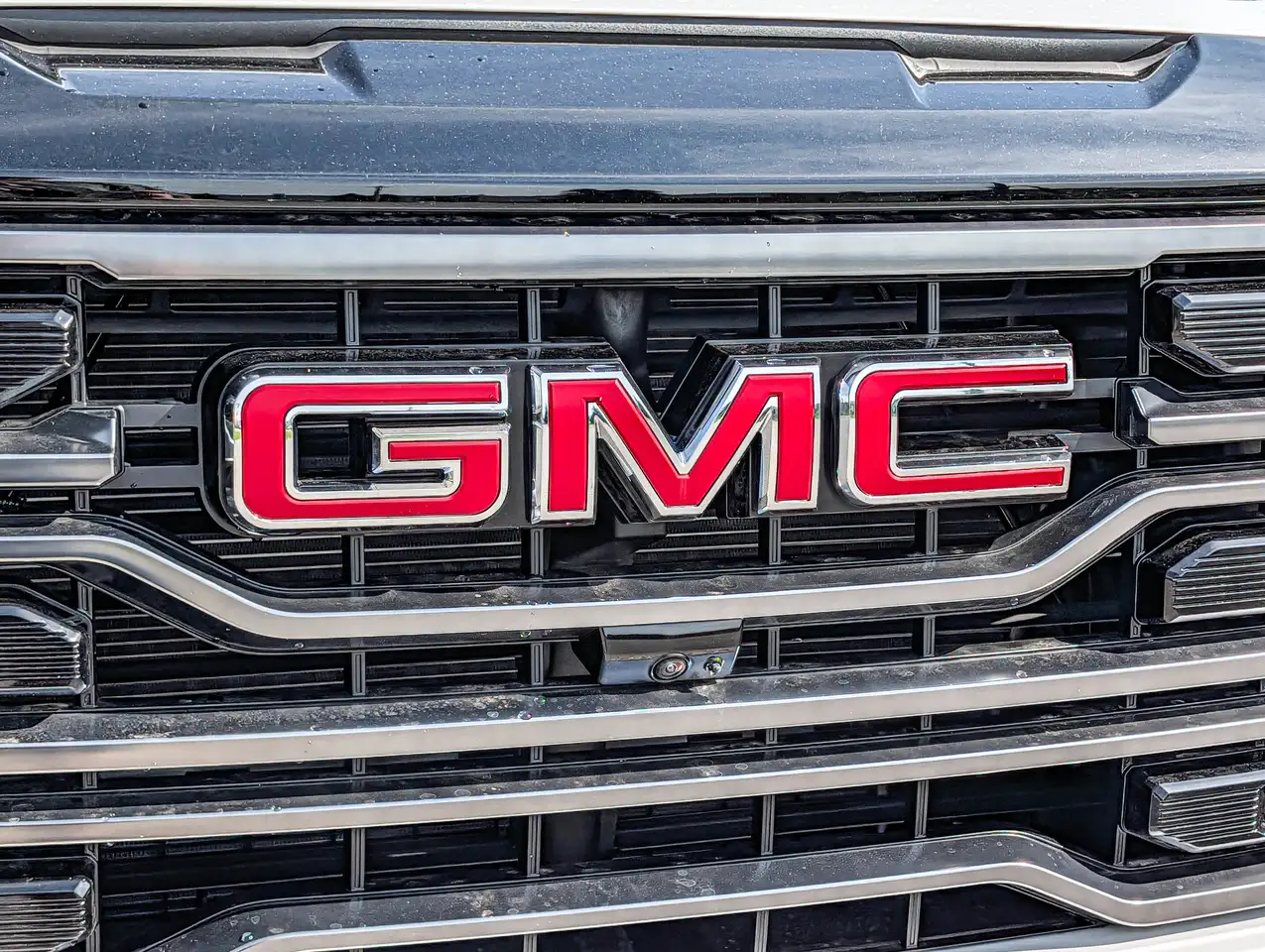 GMC Sierra 1500 photo GMC Sierra 1500