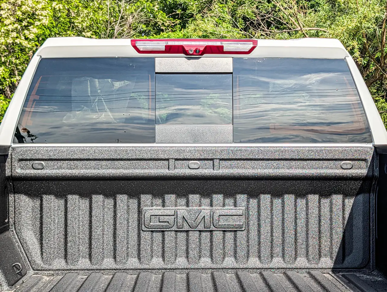 GMC Sierra 1500 photo GMC Sierra 1500