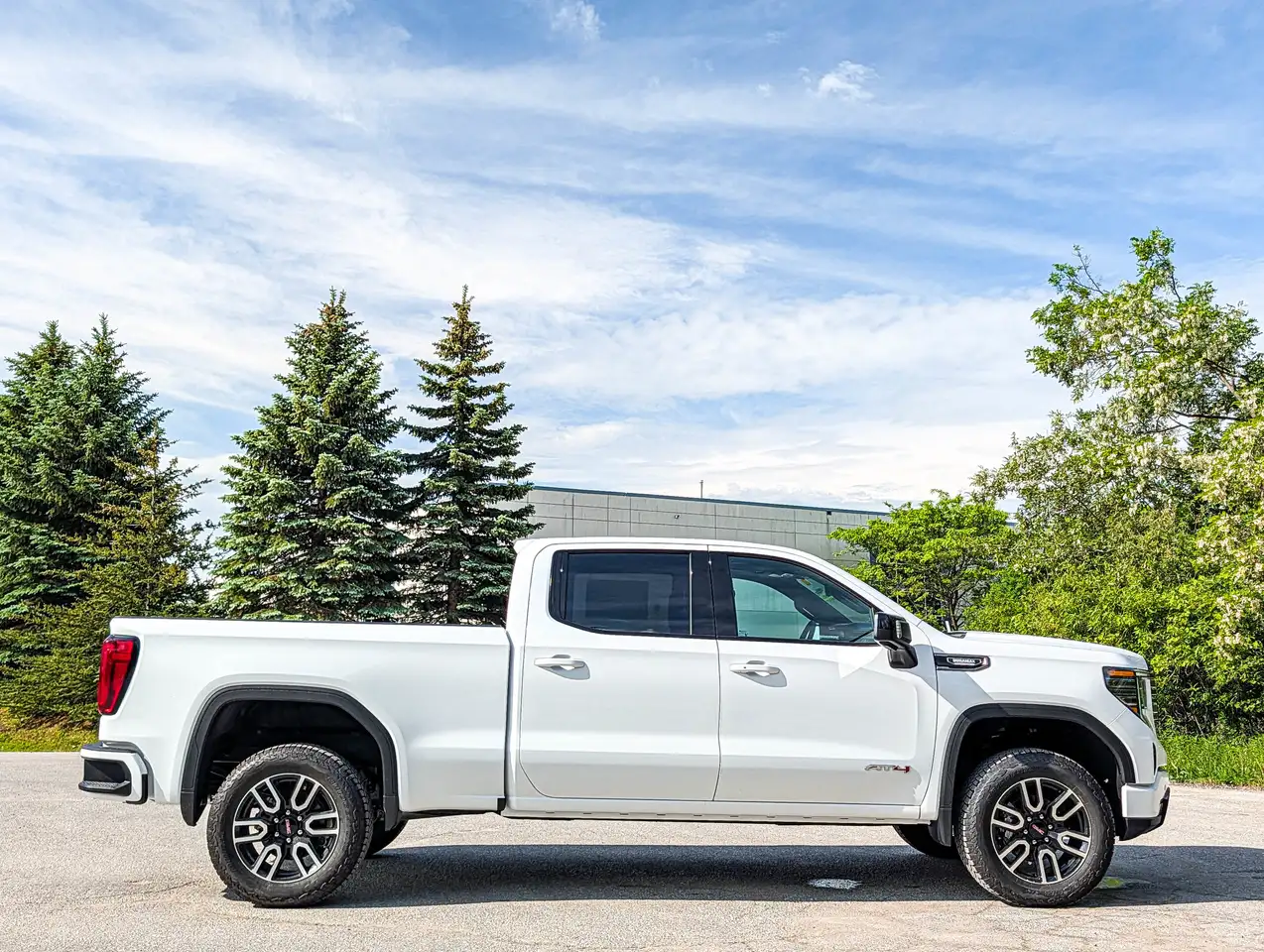 GMC Sierra 1500 photo GMC Sierra 1500