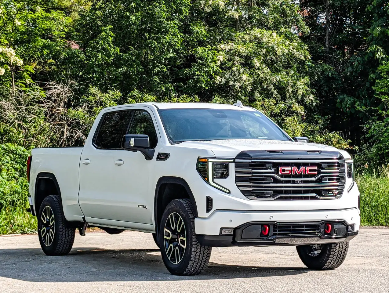 GMC Sierra 1500 photo GMC Sierra 1500