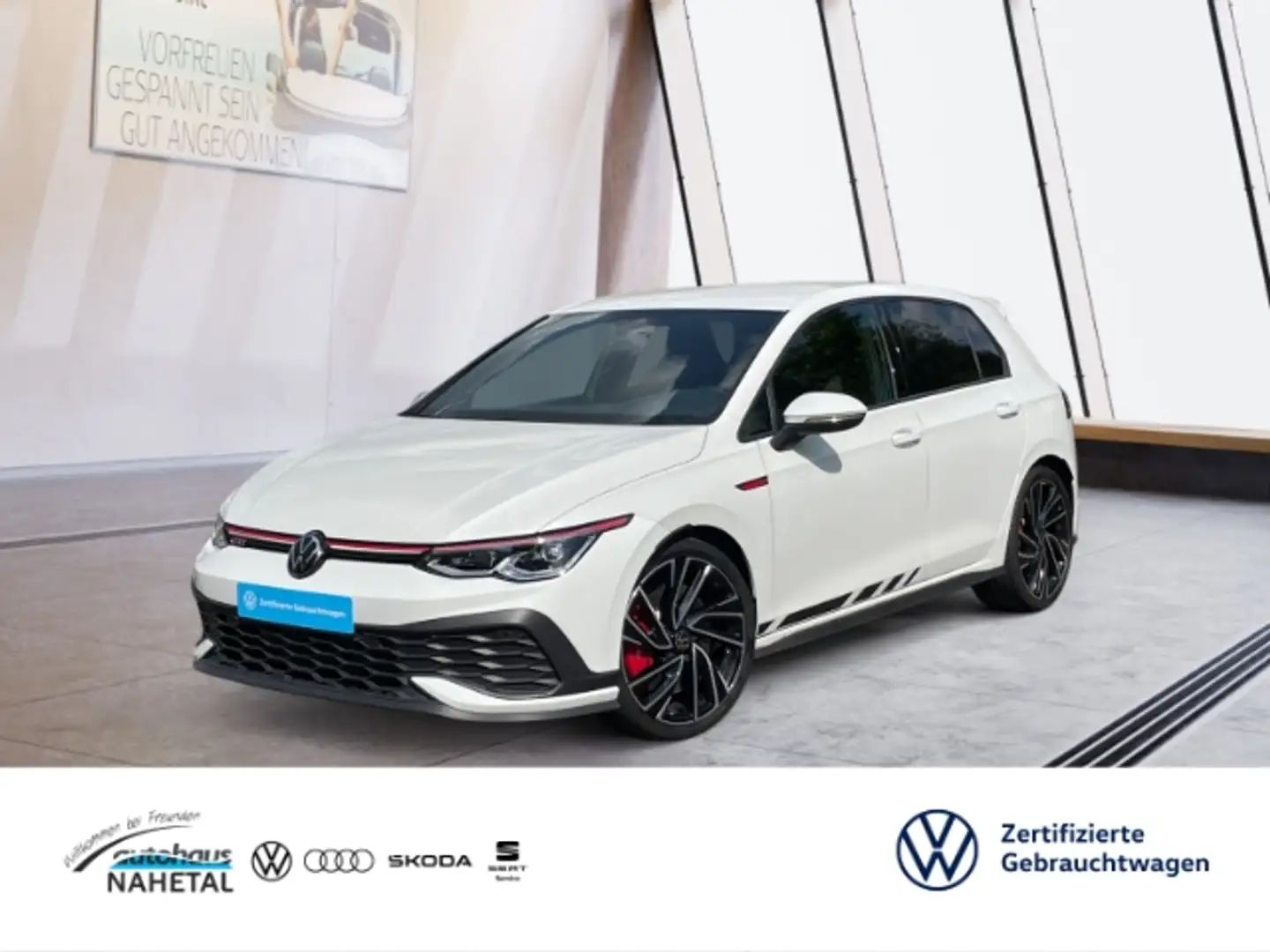 Volkswagen Golf GTI Clubsport 2.0TSI DSG IQ-LIGHT NAVI DCC 19'' HARMAN Weiß - 1