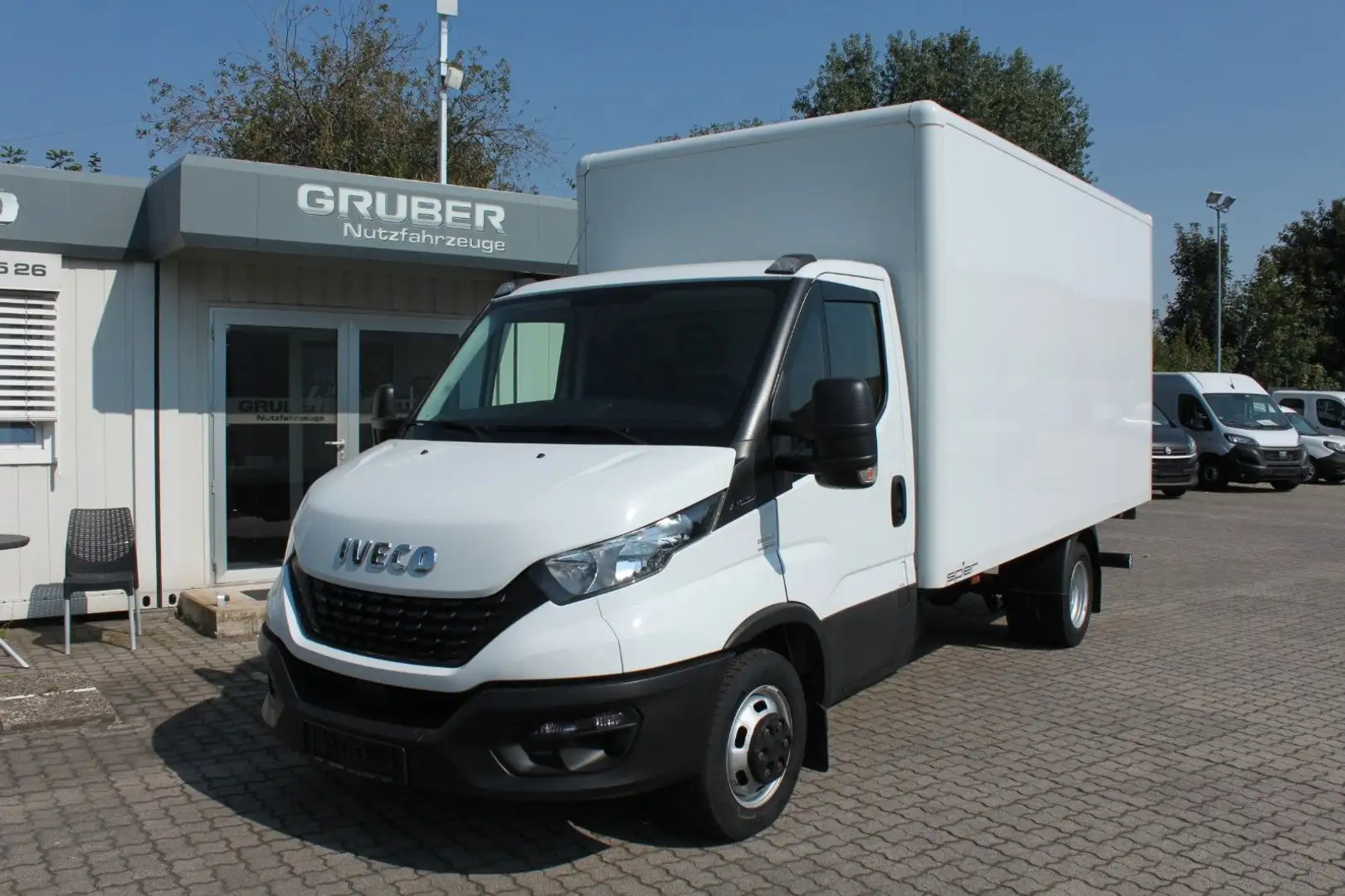 Iveco Daily 35 C16 Koffer LBW Weiß - 1