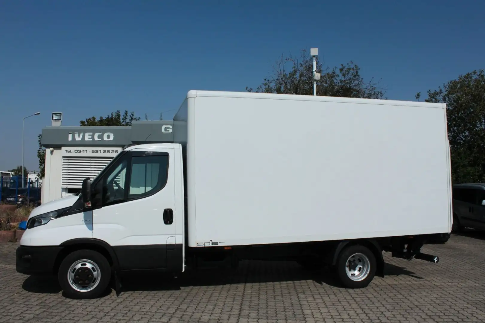 Iveco Daily 35 C16 Koffer LBW Weiß - 2