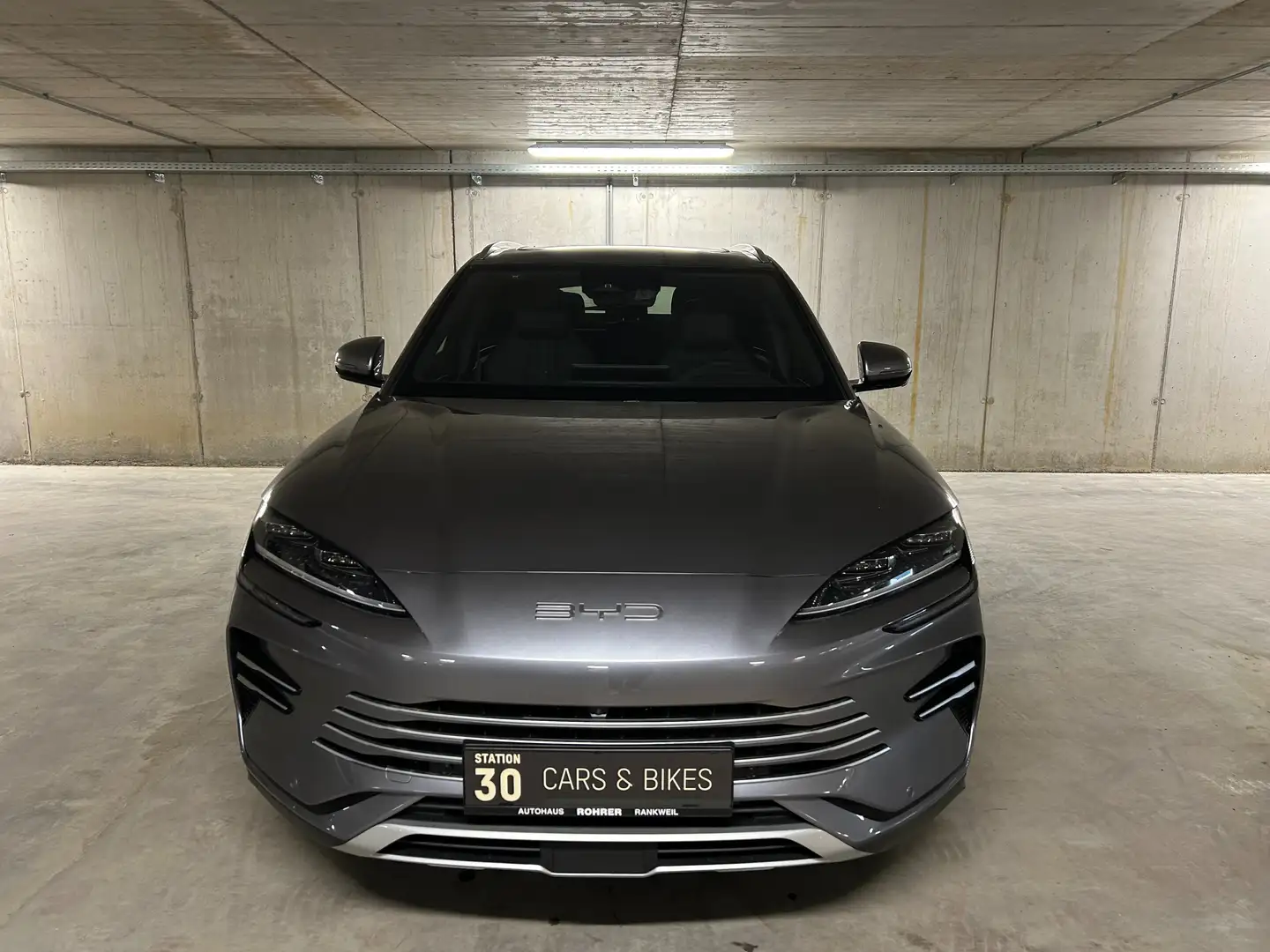 BYD Seal U DM-i Design Grau - 2