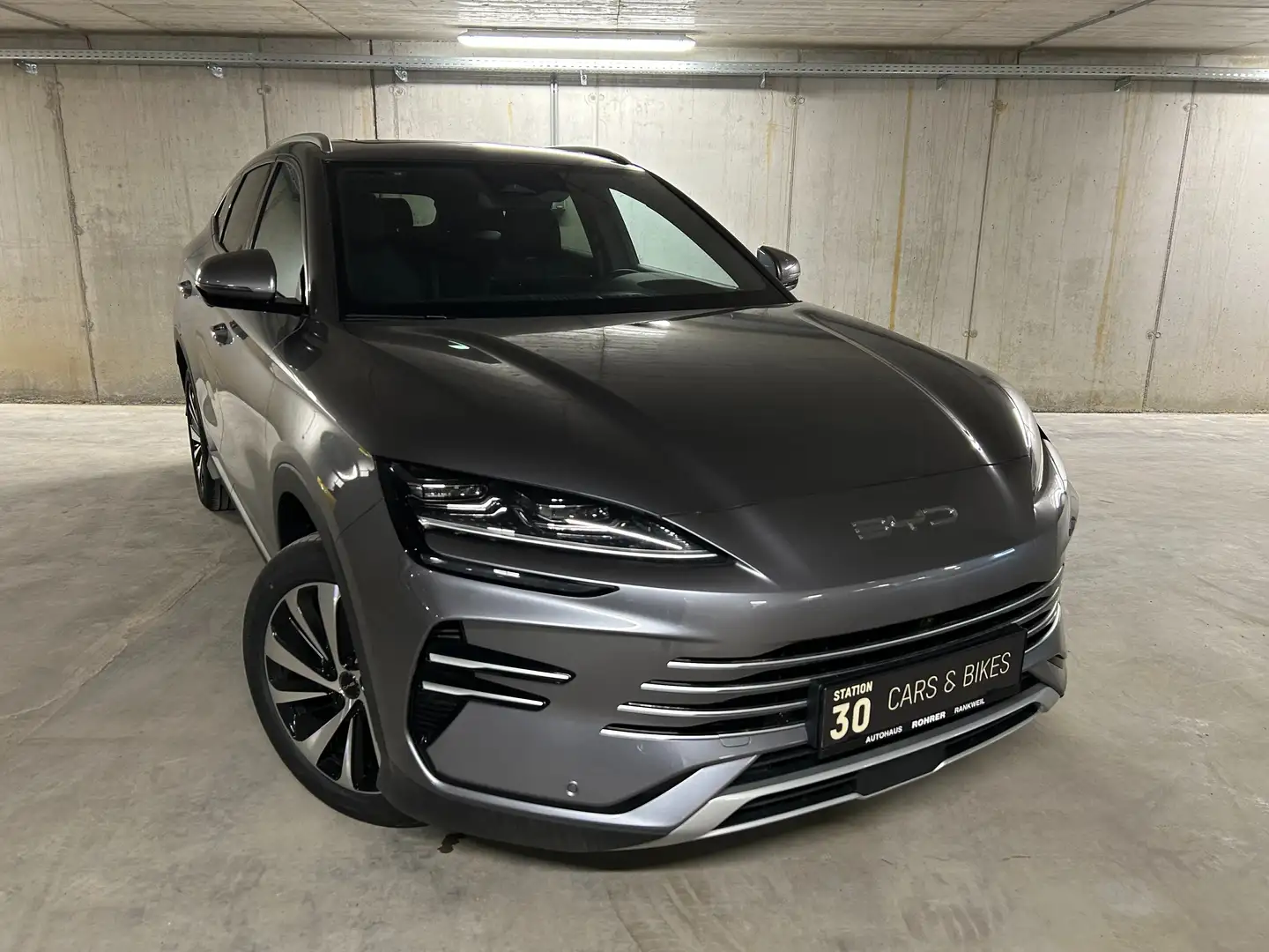 BYD Seal U DM-i Design Grau - 1