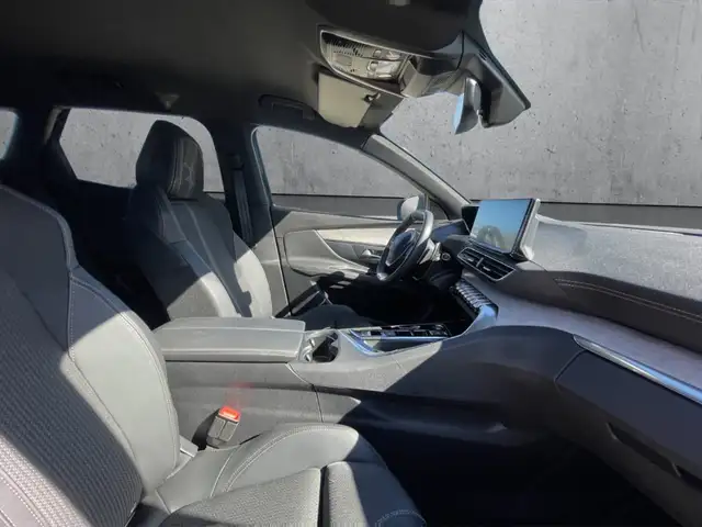 Peugeot 3008 view 13