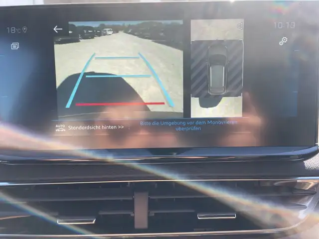 Peugeot 3008 view 18