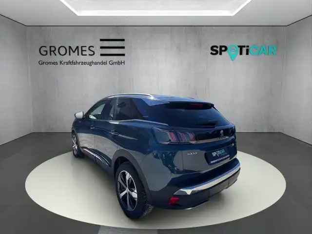 Peugeot 3008 view 5