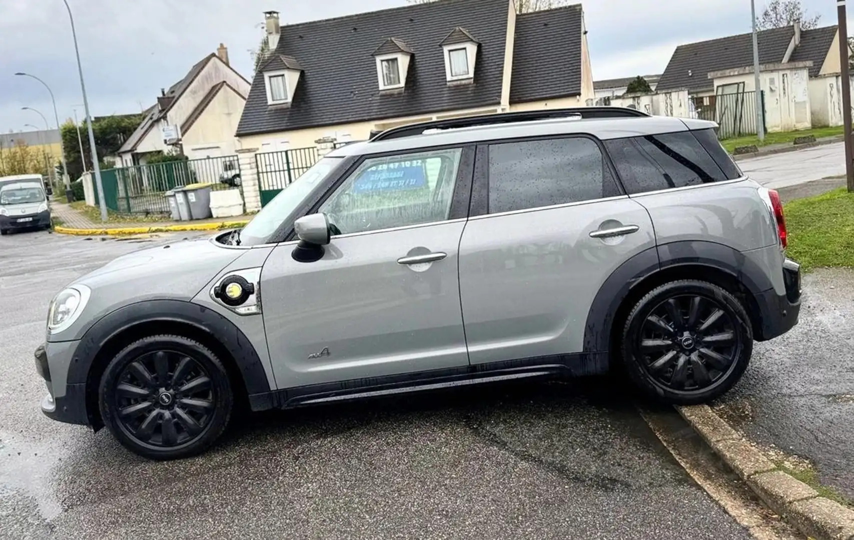MINI Countryman SE All4 SE ALL4 Design 224ch TOIT OUVRANT 13325HT ENTRETIEN COMPLET A JOUR GARANTIE 12 MOIS Noir - 2