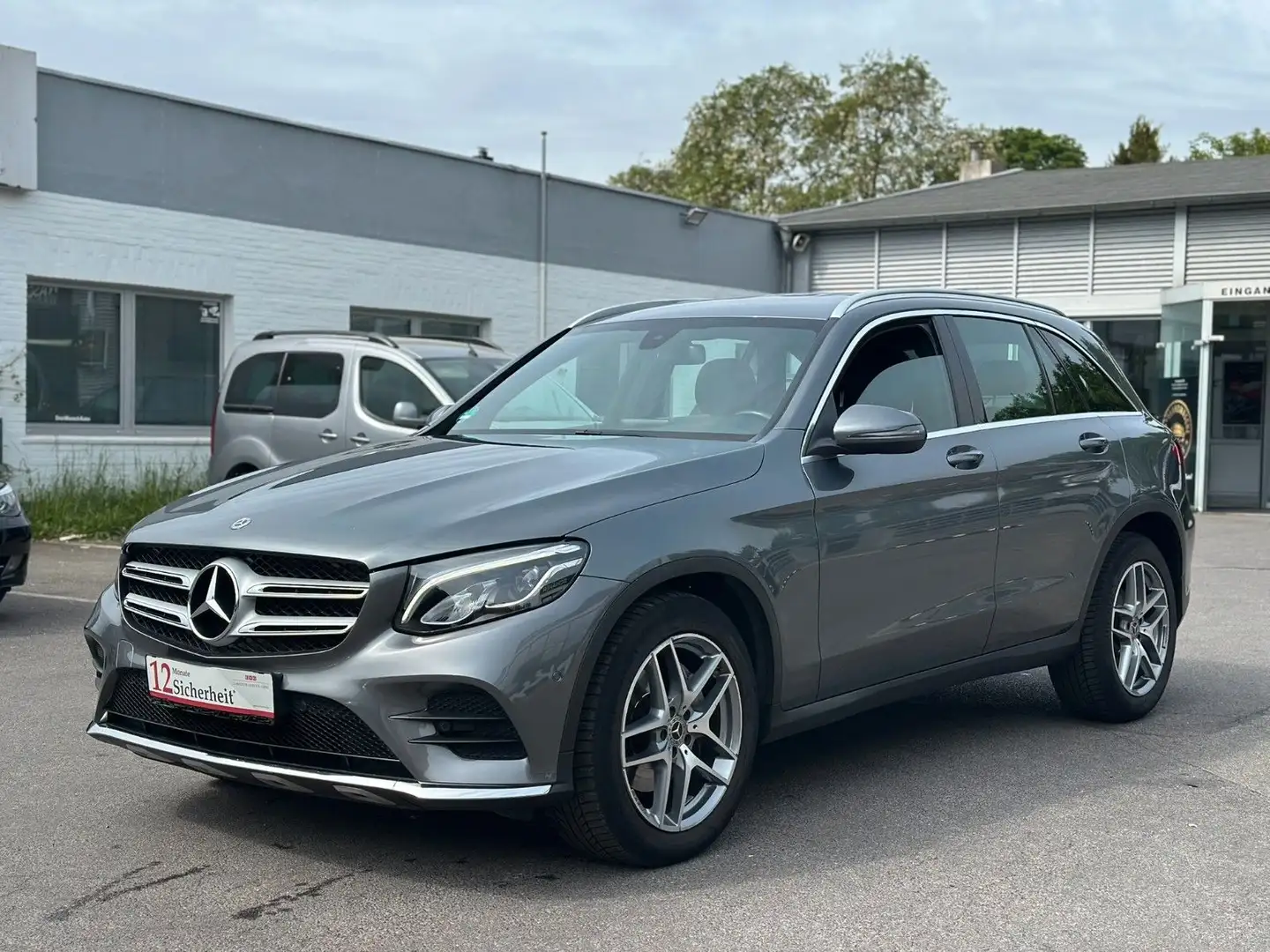 Mercedes-Benz GLC 220 d 4Matic*AMG*Sport-Sitze*LED*Navi* Gris - 1