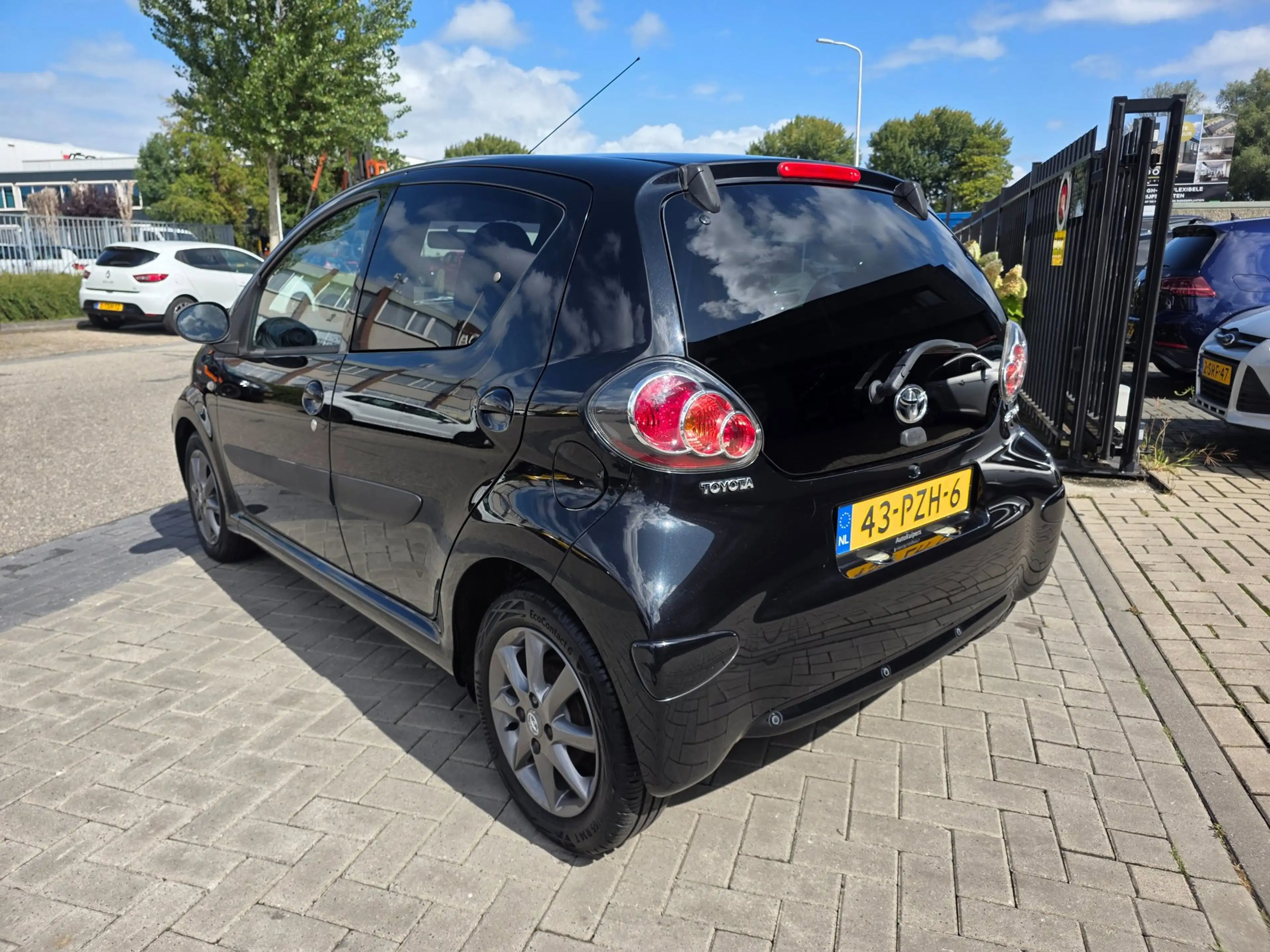 Toyota Aygo 1.0-12V Dynamic Navigator | AUTOMAAT | Met airco, — photo 4