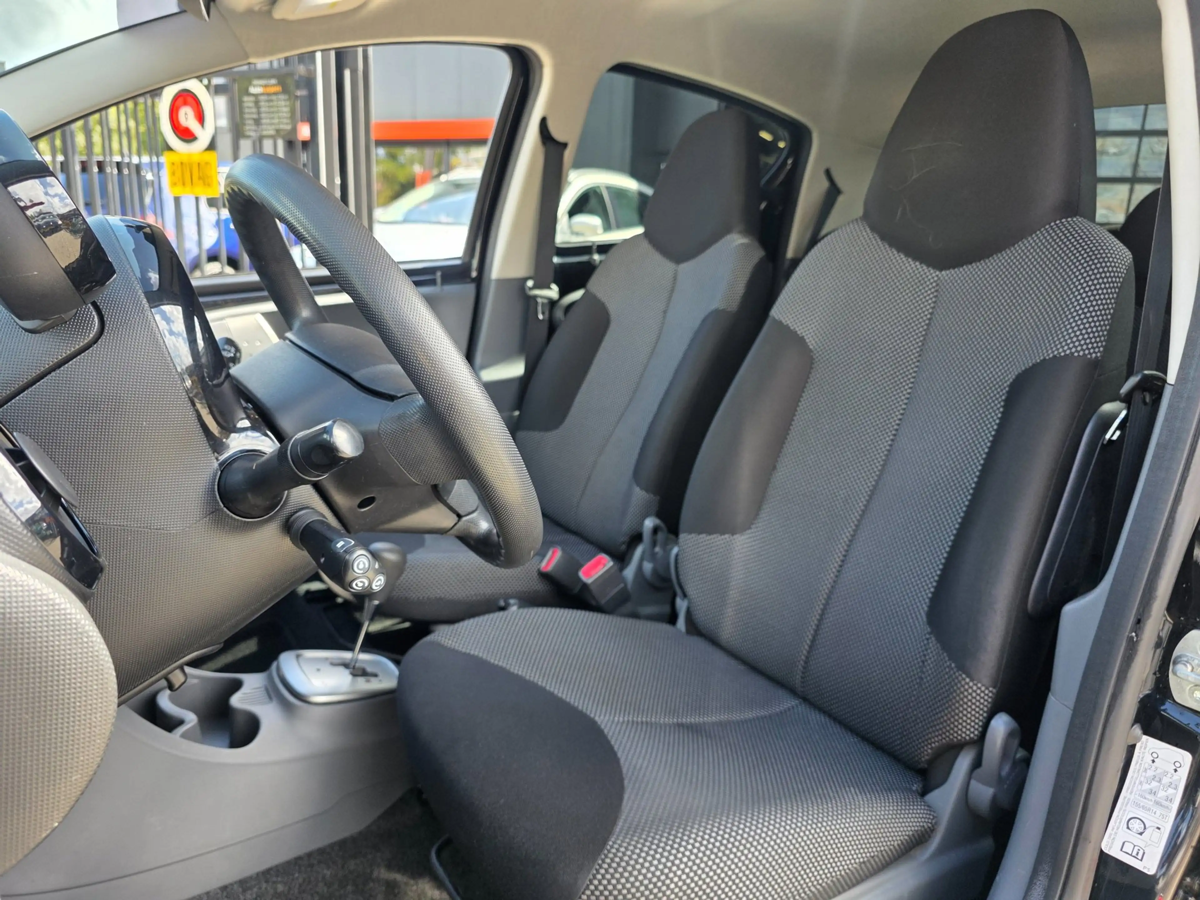 Toyota Aygo 1.0-12V Dynamic Navigator | AUTOMAAT | Met airco, — photo 13