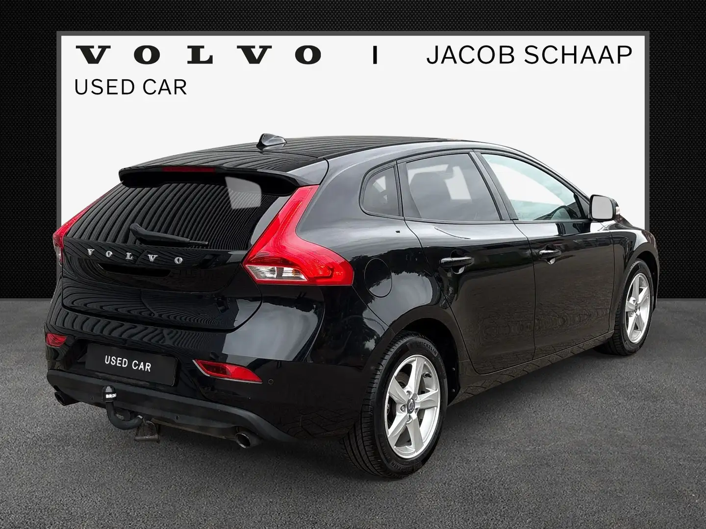 Volvo V40 1.6 T2 Momentum / verwarmbare voorstoelen / trekha Zwart - 2