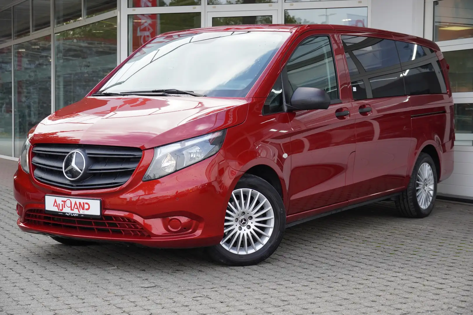 Mercedes-Benz Vito 116 CDI Edition Navi Kamera AHK Sitzheizung Rot - 2