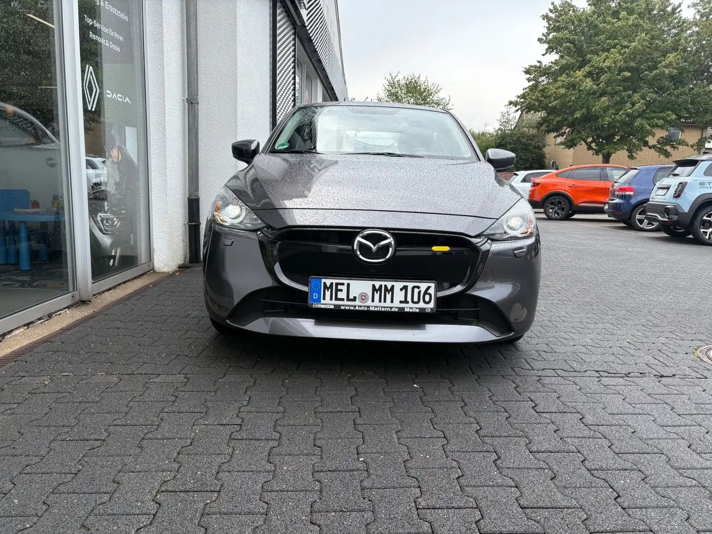 Mazda 2 Mazda 2 Center-Line AC|CarPlay|LED Gris - 2