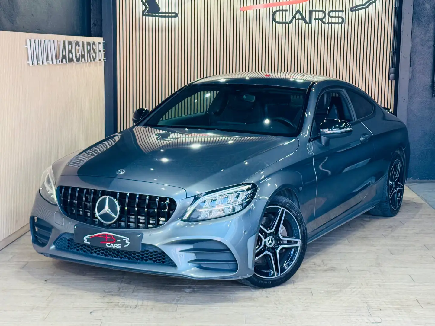 Mercedes-Benz C 180 * Coupe LOOK 6.3 AMG PACK * GAR 12 MOIS * 1ER PROP Gris - 2
