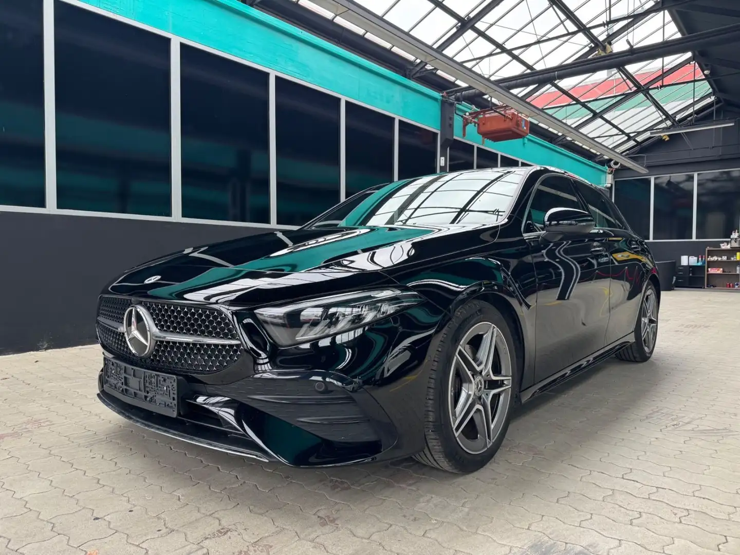 Mercedes-Benz A 200 AMG Premium auto Nero - 2