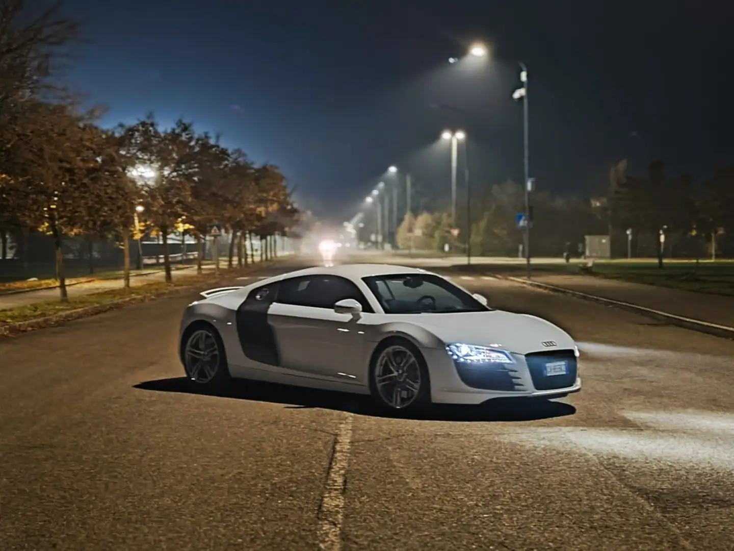 Audi R8 Coupe 4.2 V8 MTM quattro r-tronic - 1
