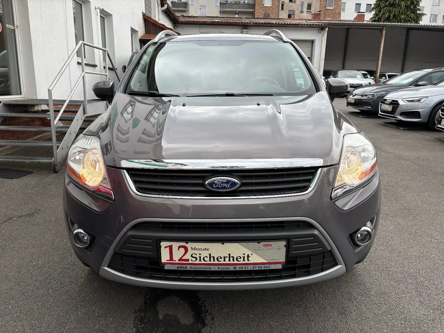Ford Kuga 2.0 TDCi 4x4 ALLRAD - AHK PDC KLIMA TEM Braun - 2
