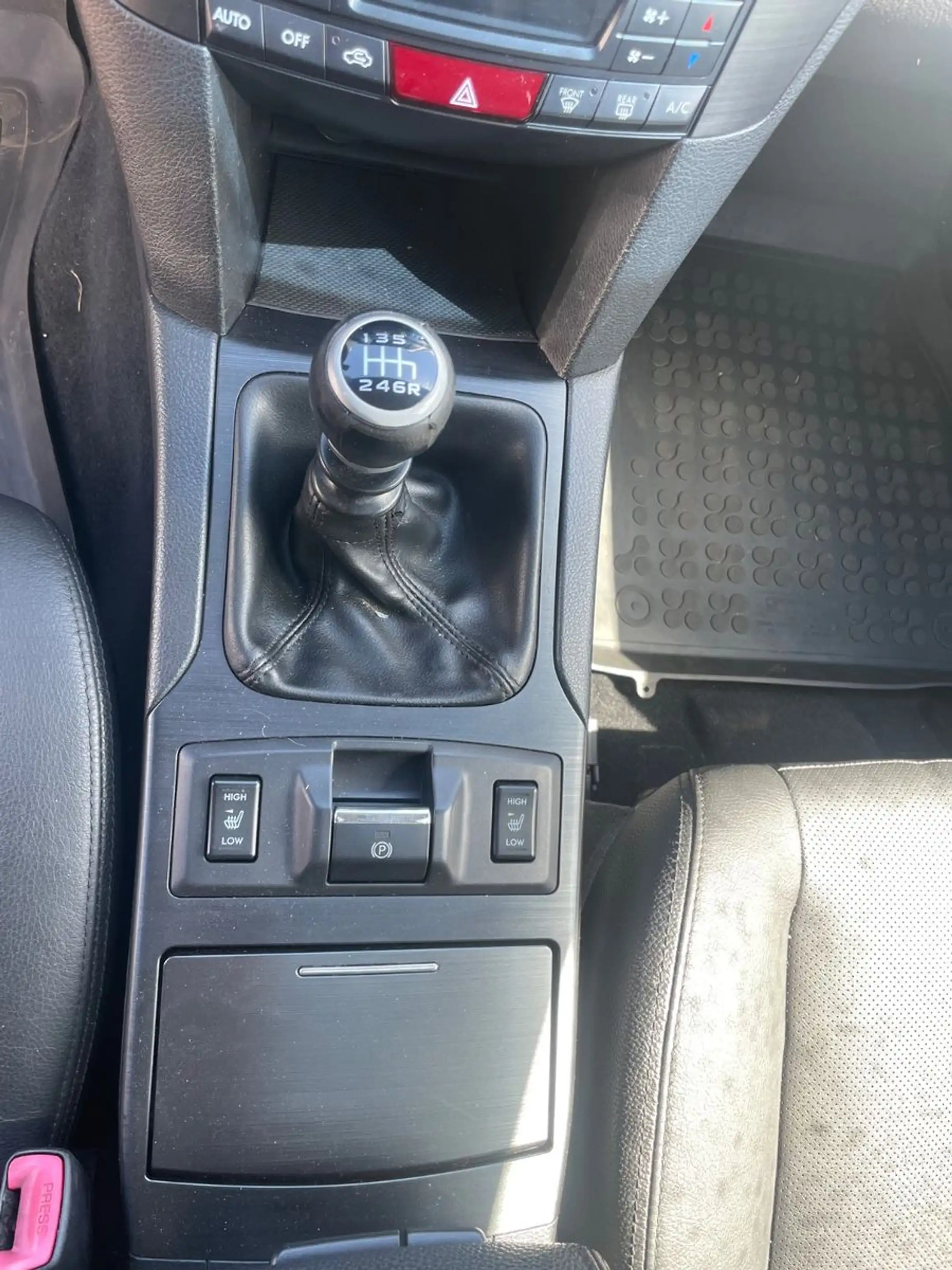 Subaru Legacy Kombi/ Outback Comfort — photo 11