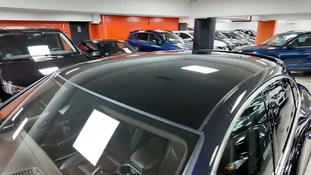 Porsche Cayenne view 12